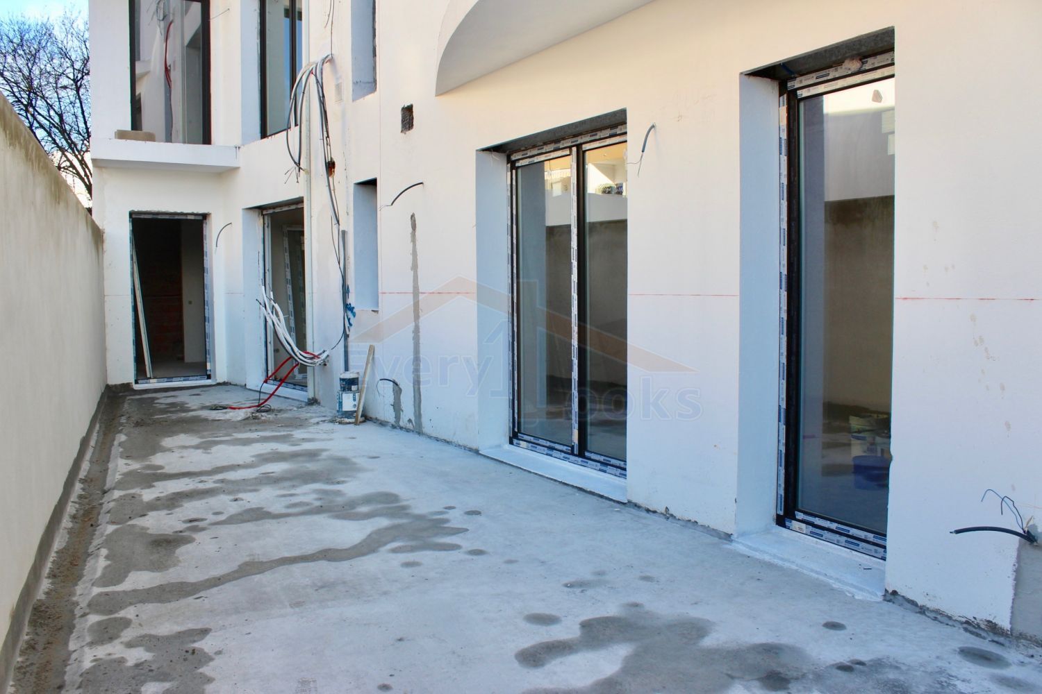Apartamento T3 novo com terraço privativo na Lourinhã